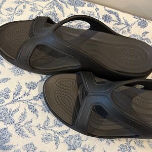 CROCS Women’s Black Slide Sandals Size 9